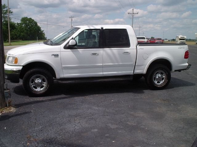 2003 Ford F150 XLT Supercrew Short Bed 2WD