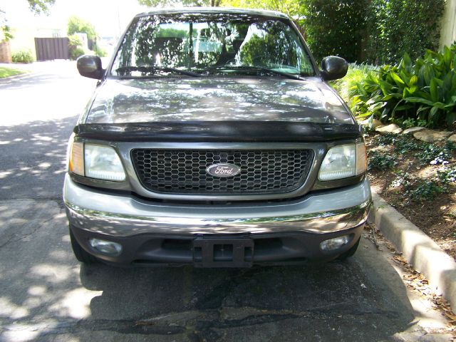 2003 Ford F150 Club Cab 131 WB