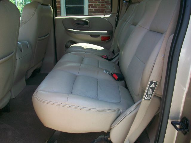 2003 Ford F150 XLT Supercrew Short Bed 2WD