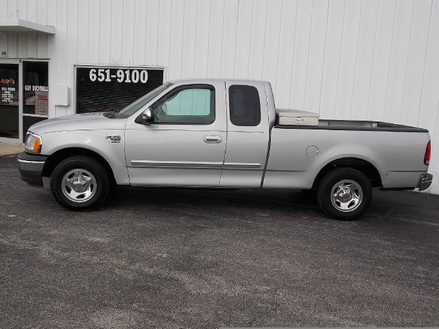 2003 Ford F150 ESi