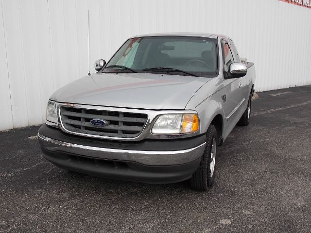 2003 Ford F150 ESi