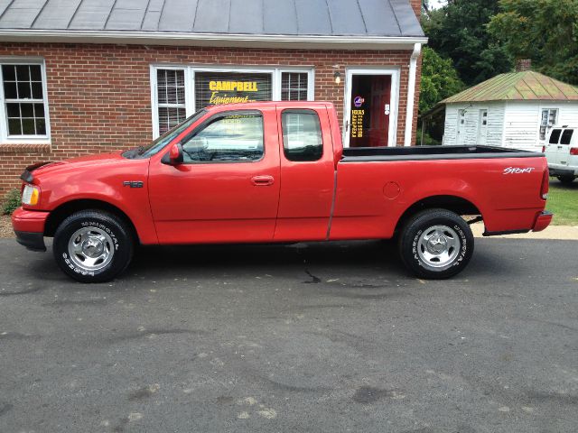 2003 Ford F150 SLE- 4X4