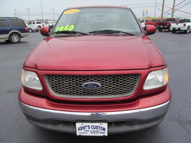 2003 Ford F150 SL Short Bed 2WD