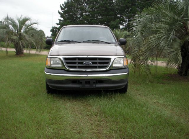 2003 Ford F150 XLT Supercrew Short Bed 2WD