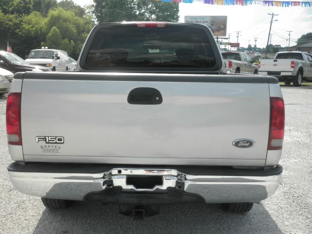 2003 Ford F150 XLT Supercrew Short Bed 2WD