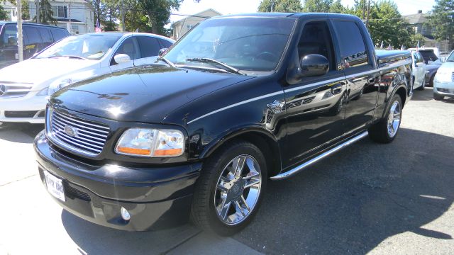 2003 Ford F150 SLT 1 Ton Dually 4dr 35