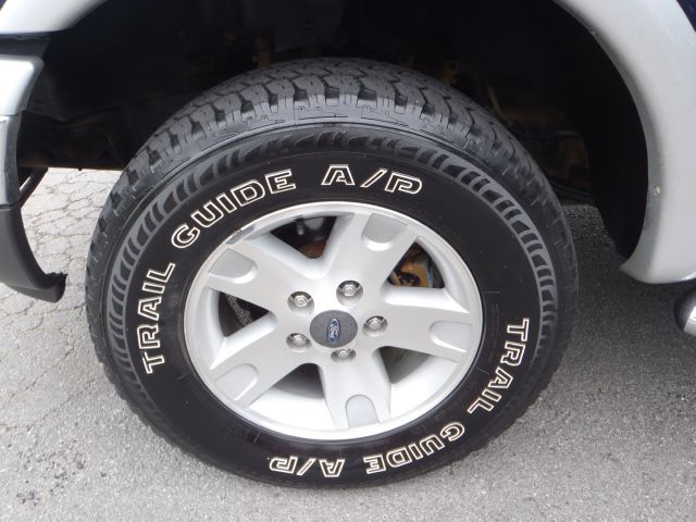 2003 Ford F150 XLT Supercrew Short Bed 2WD