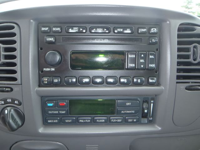 2003 Ford F150 XLT Supercrew Short Bed 2WD