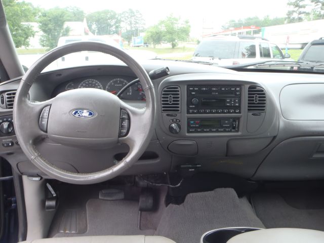 2003 Ford F150 XLT Supercrew Short Bed 2WD