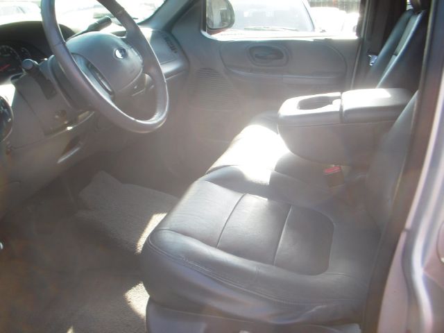 2003 Ford F150 2500 SL