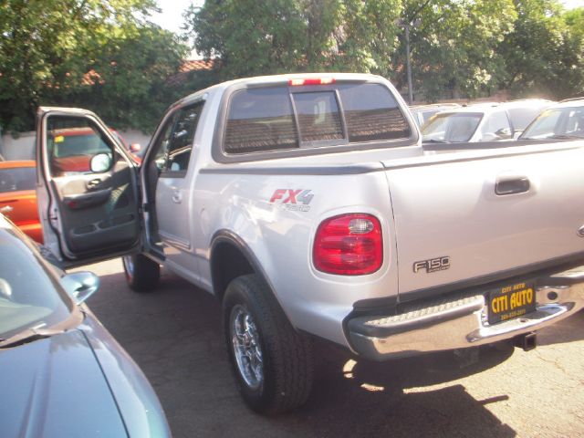 2003 Ford F150 2500 SL