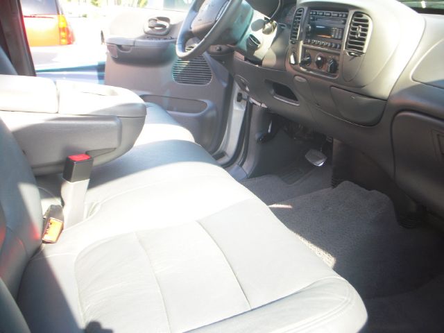 2003 Ford F150 2500 SL