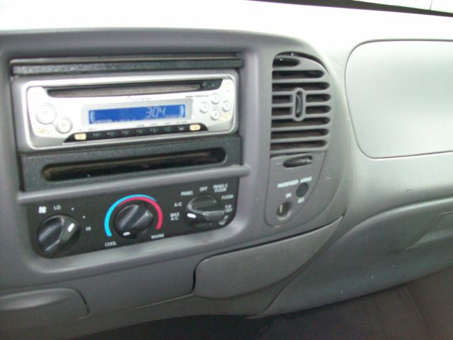 2003 Ford F150 XLT Supercrew Short Bed 2WD