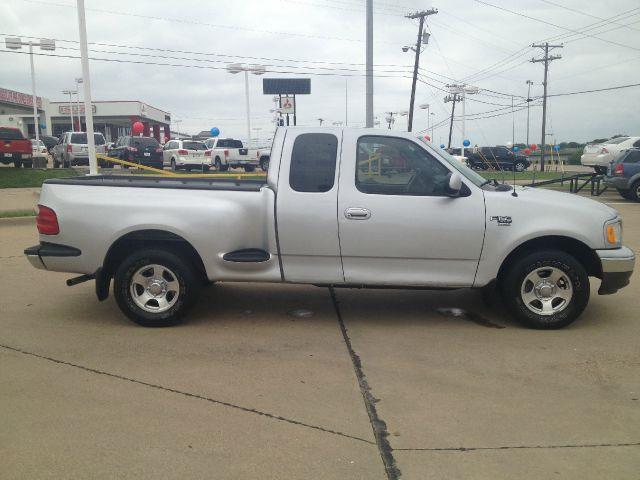 2003 Ford F150 SLE 5.3L V8 4WD 9 Passenger ABS TC