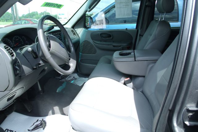 2003 Ford F150 XLT Supercrew Short Bed 2WD