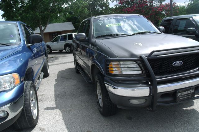 2003 Ford F150 XLT Supercrew Short Bed 2WD