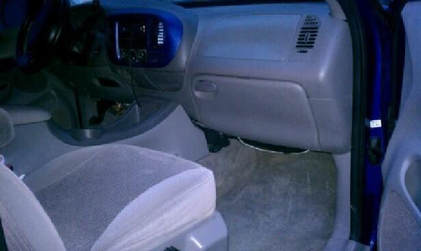 2003 Ford F150 LS 4DR 4X4