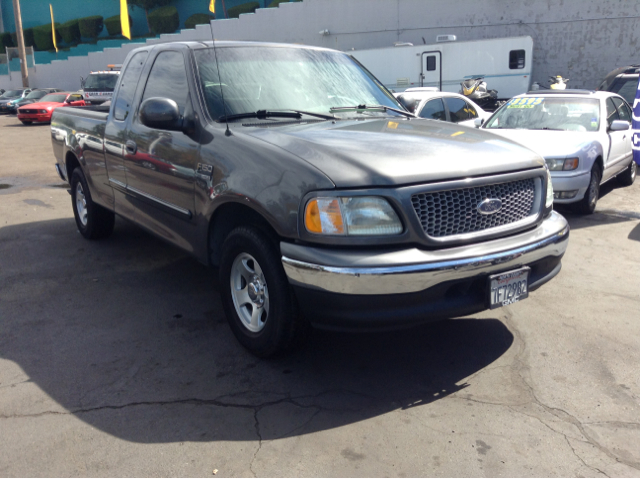 2003 Ford F150 XLT Supercrew Short Bed 2WD