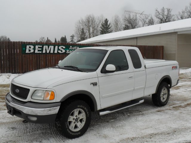 2003 Ford F150 XL 2WD Reg Cab
