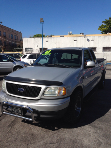 2003 Ford F150 XLT Supercrew Short Bed 2WD
