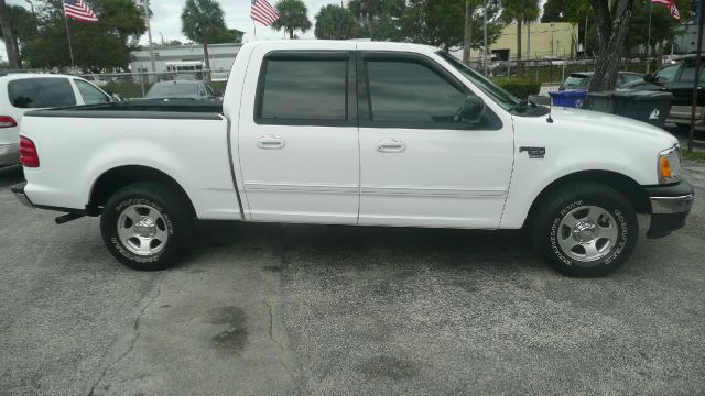 2003 Ford F150 SL Short Bed 2WD