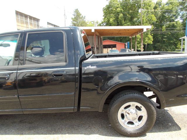 2003 Ford F150 Club Cab 131 WB