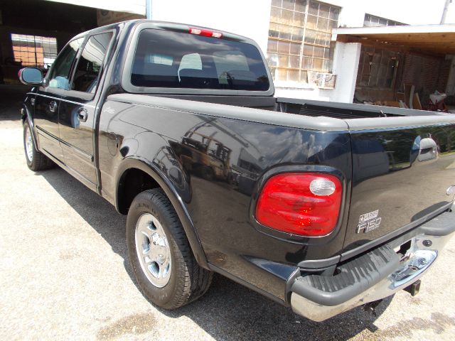 2003 Ford F150 Club Cab 131 WB