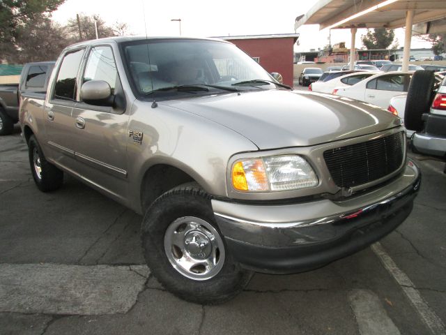 2003 Ford F150 SL Short Bed 2WD
