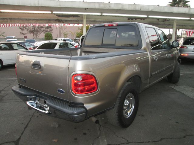 2003 Ford F150 SL Short Bed 2WD