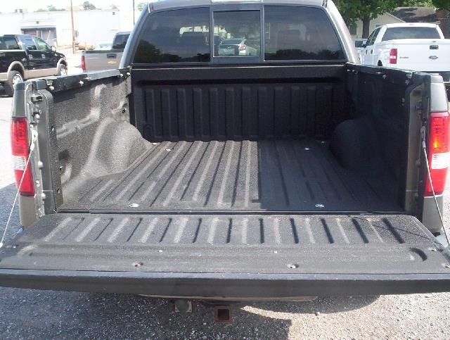 2004 Ford F150 EXT CAB 4WD 143.5wb