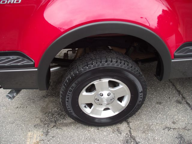 2004 Ford F150 LT Crew 4x4 15