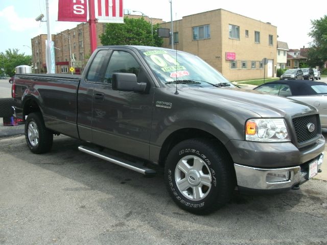 2004 Ford F150 Crew Cab Short Box 2-wheel Drive SLE