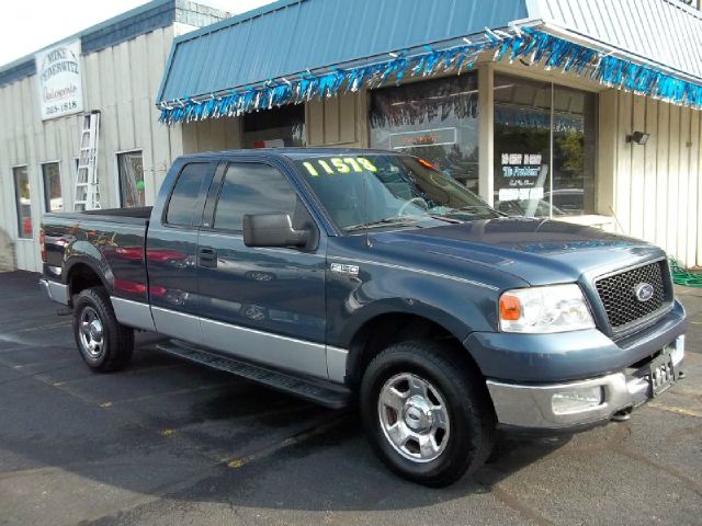 2004 Ford F150 XL 2WD Reg Cab