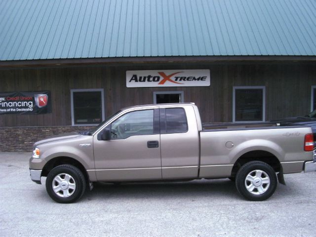 2004 Ford F150 XL 2WD Reg Cab