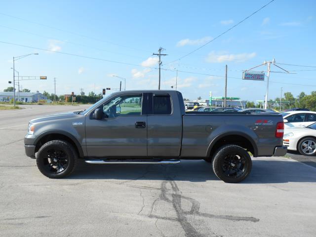 2004 Ford F150 EXT CAB 4WD 143.5wb