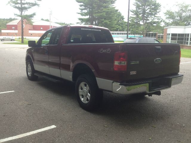 2004 Ford F150 XL 2WD Reg Cab