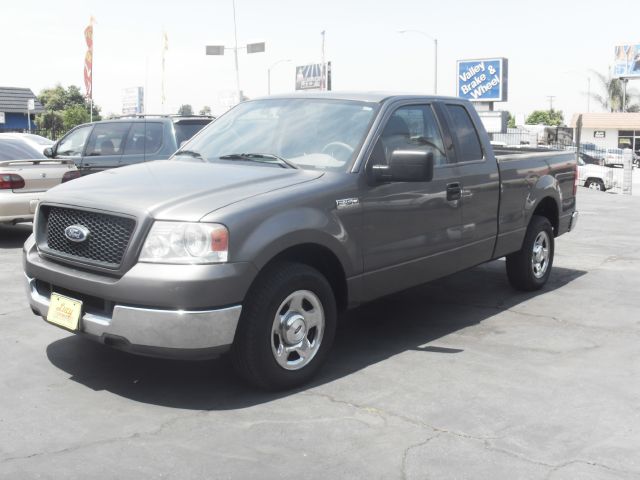 2004 Ford F150 GS 43