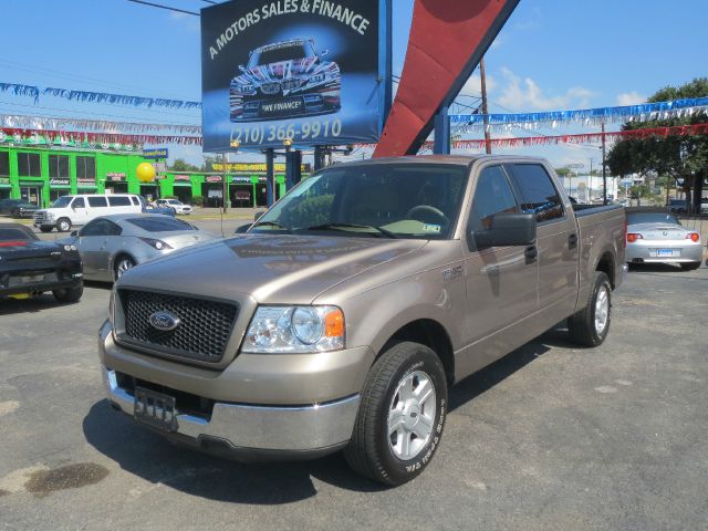 2004 Ford F150 SL Short Bed 2WD