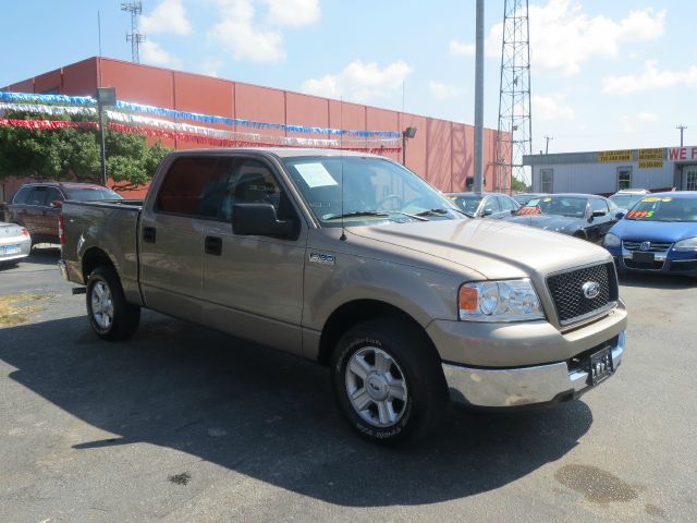 2004 Ford F150 SL Short Bed 2WD