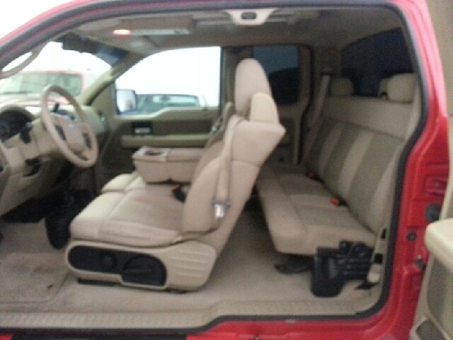 2004 Ford F150 XL 2WD Reg Cab