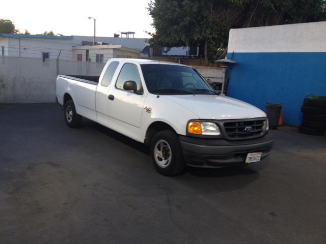 2004 Ford F150 Base