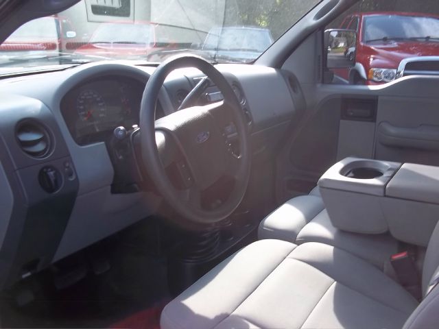 2004 Ford F150 Silver Touring WITH NAV, Sunroof, Leather, And TV