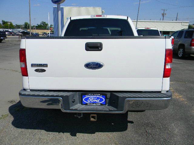 2004 Ford F150 SL Short Bed 2WD