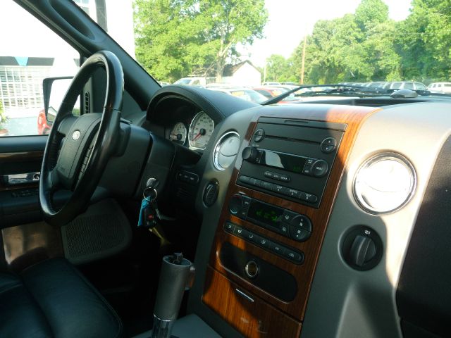 2004 Ford F150 XLT Supercrew Short Bed 2WD