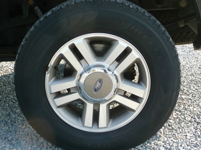 2004 Ford F150 XLT Supercrew Short Bed 2WD