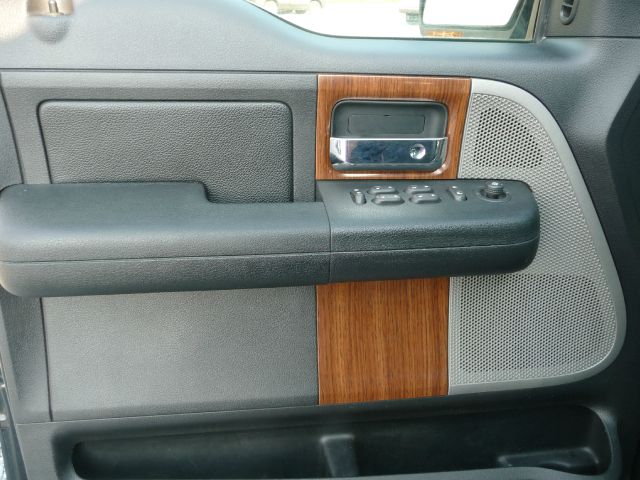 2004 Ford F150 XLT Supercrew Short Bed 2WD