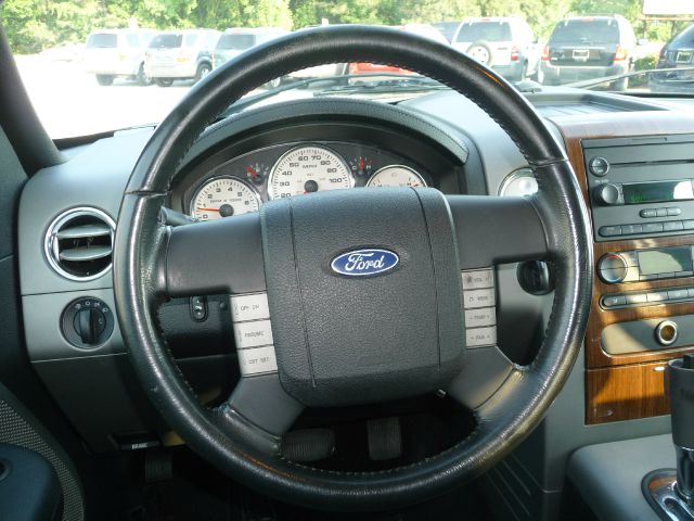 2004 Ford F150 XLT Supercrew Short Bed 2WD