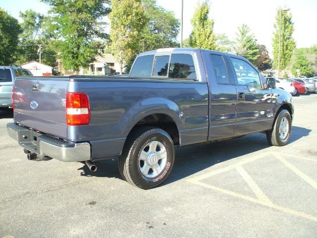 2004 Ford F150 XL Lift Bucket Utility