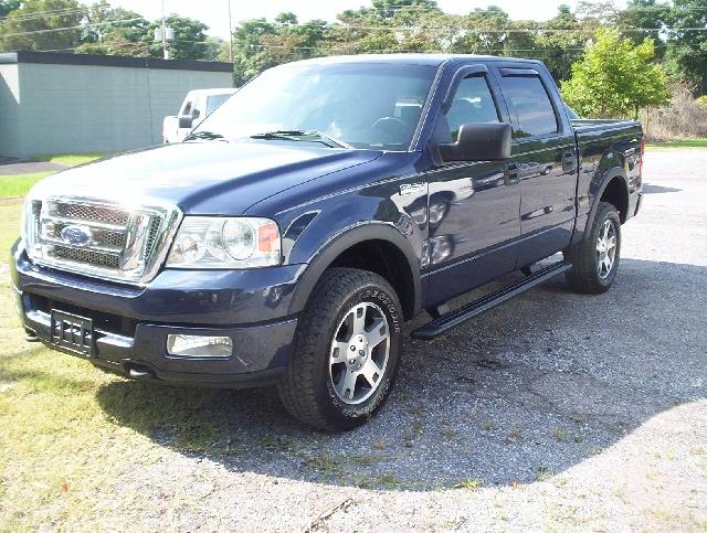 2004 Ford F150 EXT CAB 4WD 143.5wb