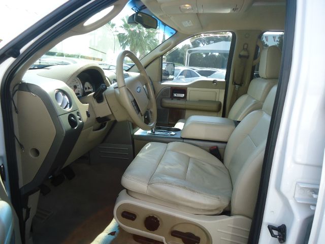 2004 Ford F150 Club Cab 131 WB